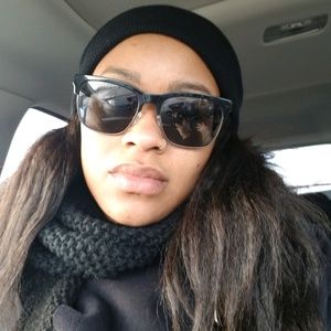 Meet your Posher, Gia